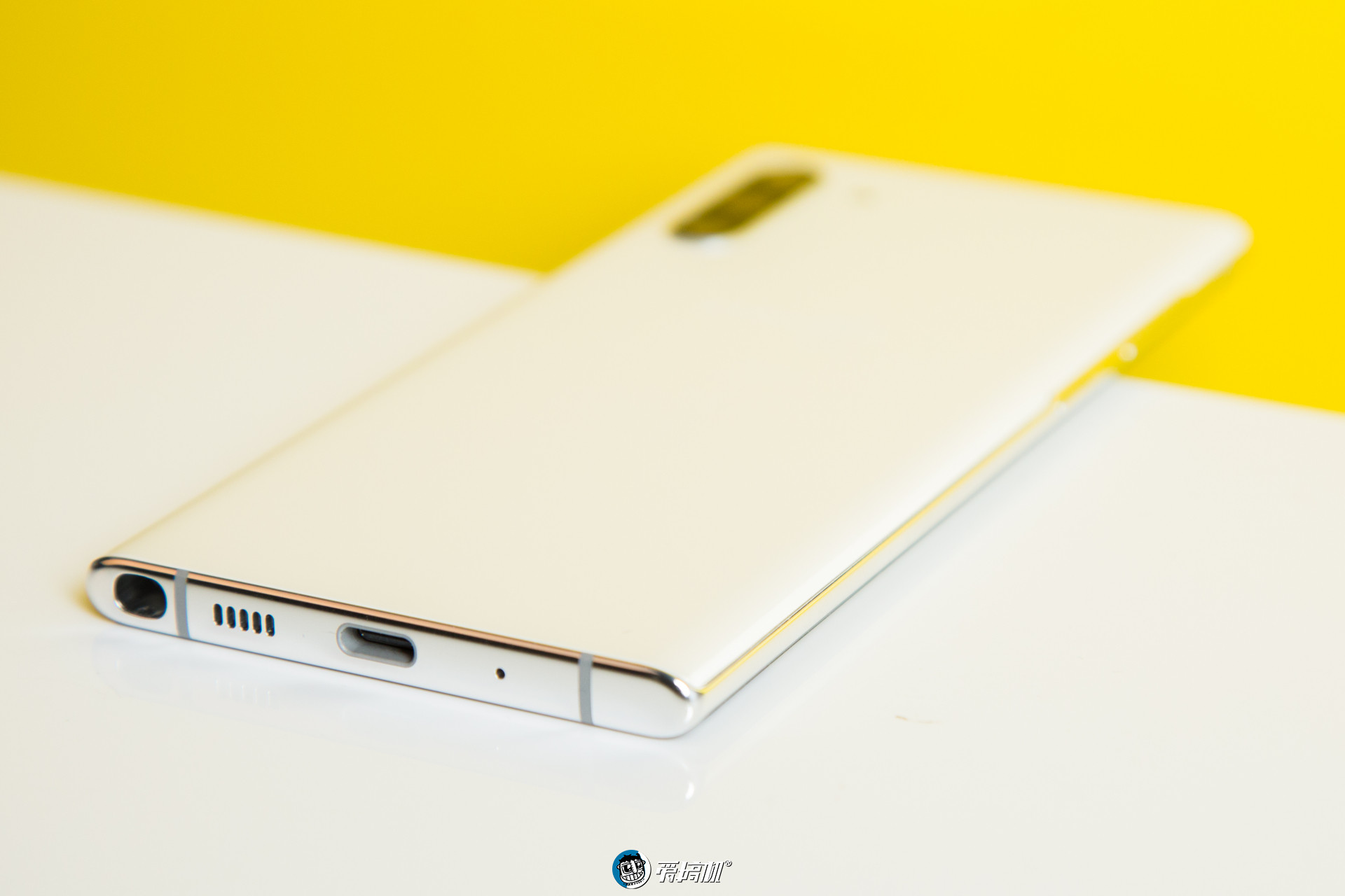 三星Galaxy Note10上手：屏幕是最大的遗憾？