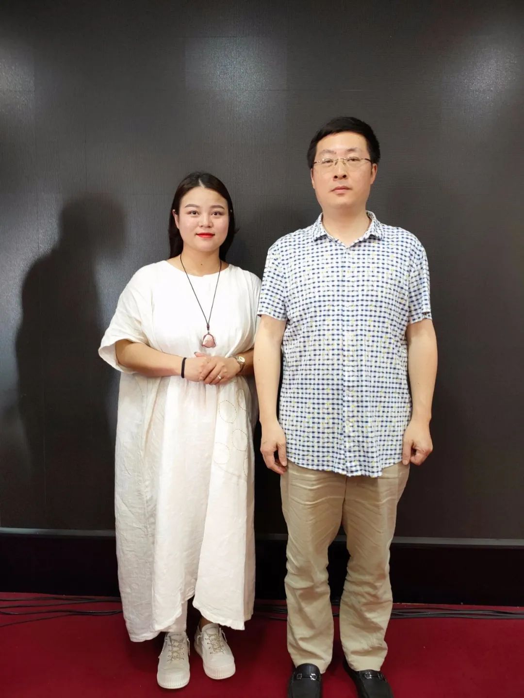 商丘「白酒小妹」放弃房地产国内寻酒，不靠颜值真励志