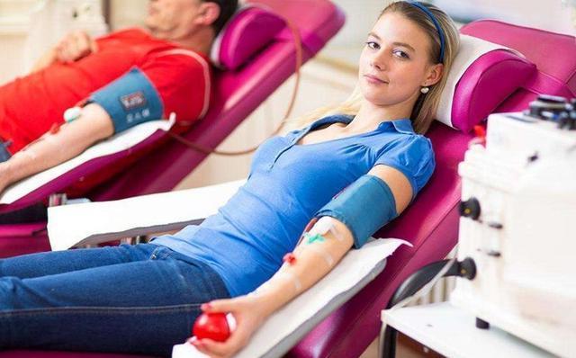 为什么输血要给钱，献血是无偿呢？仅仅是为了