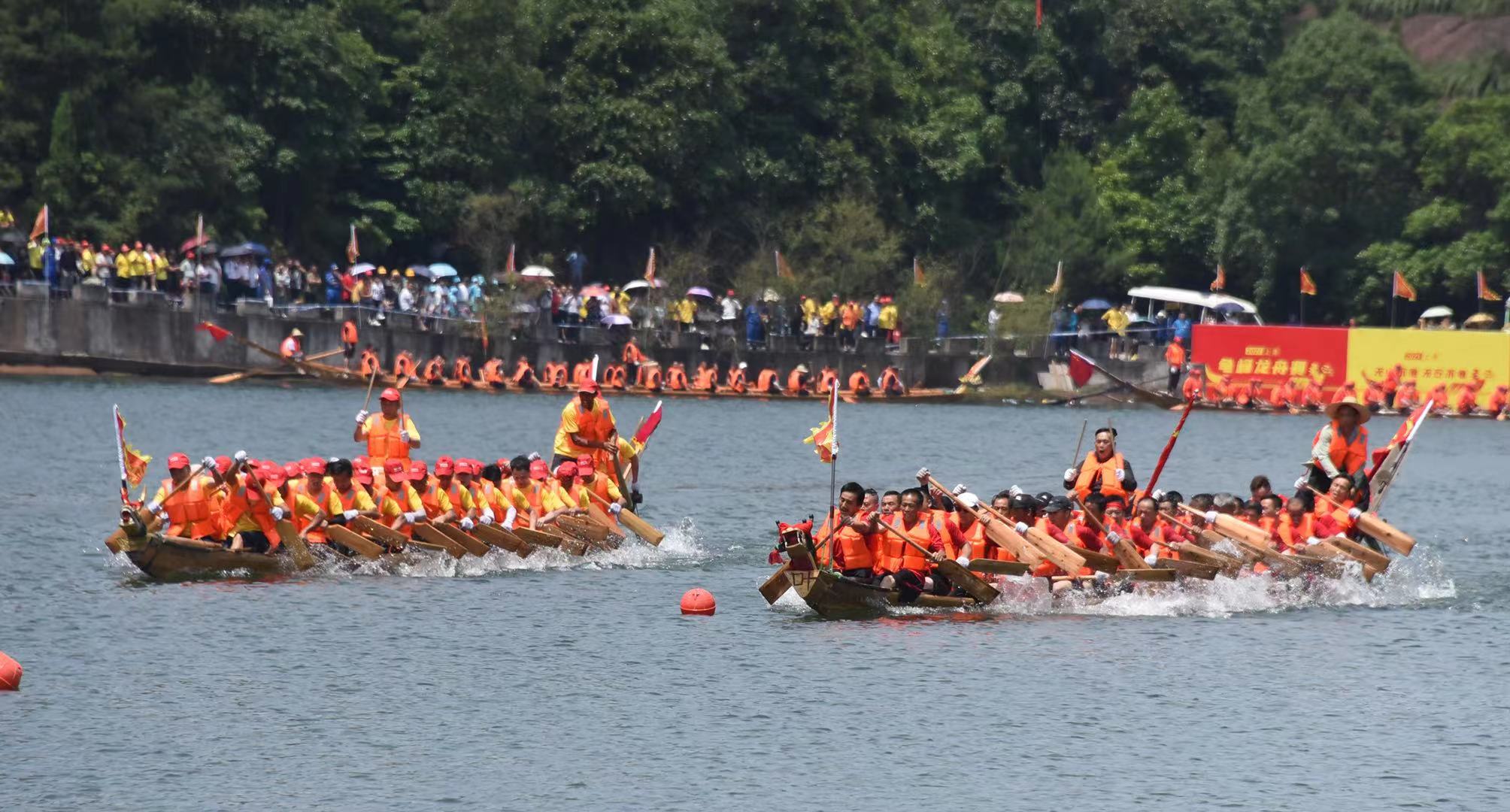 江西上饶：龙舟民俗迎端午