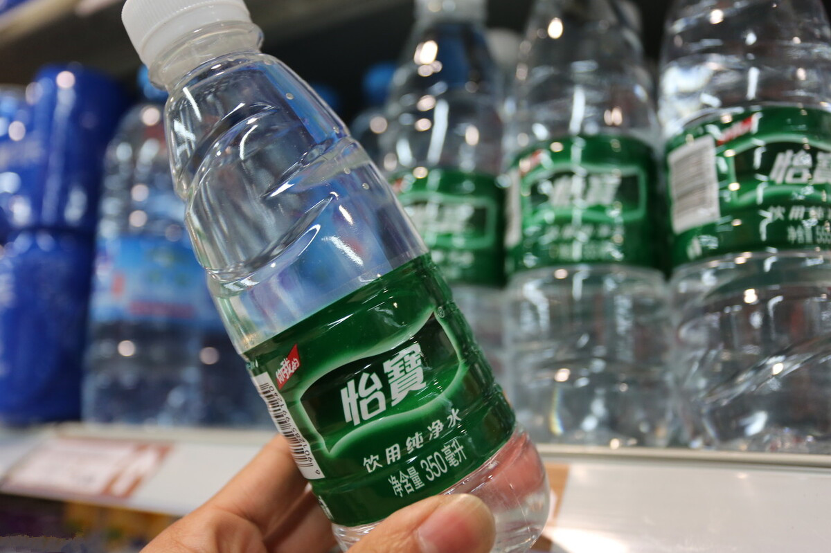 礦泉水、純淨水、天然水、自來水，瓶裝水選哪種更值？ 漲知識了