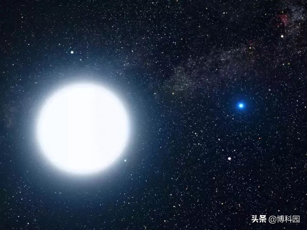 ​日食灾变亮度不规则，这是由白矮星和恒星组成的奇怪双星系统