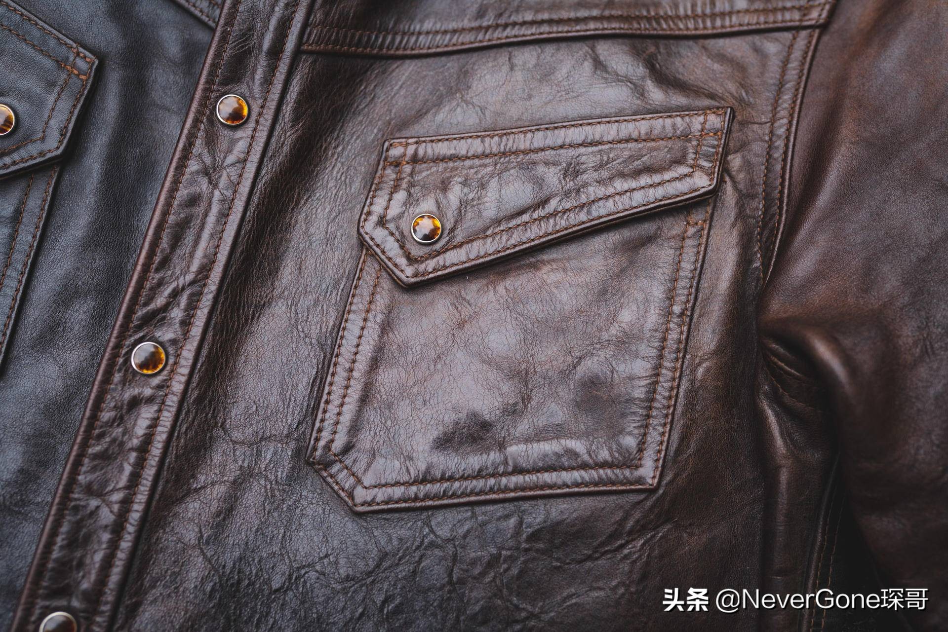 一件咔的一批的衬衣——加州小熊拼色皮衬衣