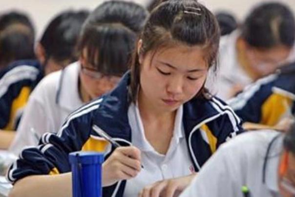 9年義務(wù)教育將改成12年，初中可直升至高中？教育部正面給出回應(yīng)