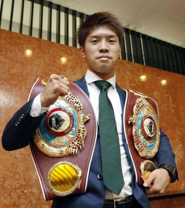 世界拳坛还有一场重要比赛,前三个级别的世界拳王日本名将田中恒成(15