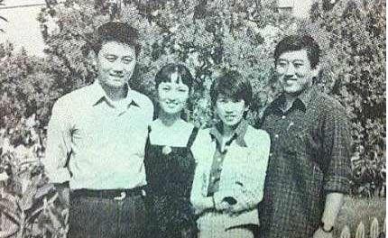 1994年19岁徐静蕾逼宫：你把他让给我吧！王朔老婆是如何反击的？