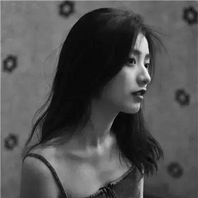 让男人看了心碎的伤感句子：原来，失去比拥有踏实多了