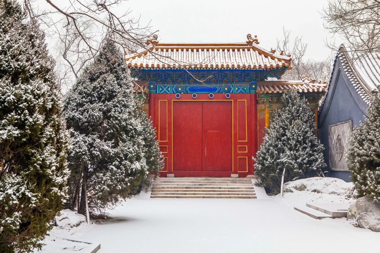 8首咏雪诗词，冬景似春华，莫负好时光-第9张图片-非凡网