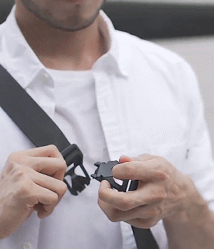 冬天背包太笨重？几何设计的斜挎包巨能装，全球众筹超1600万