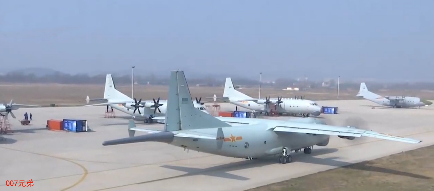 人民海军新“捕鱼大队”亮钢叉，专捕大黑鱼！未来需要200架