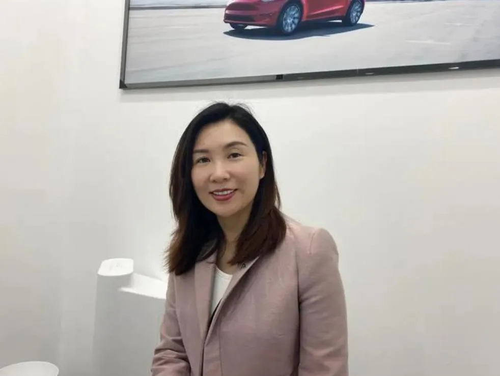 特斯拉公布事故数据自证清白,网友:刹了40多次都没刹住?