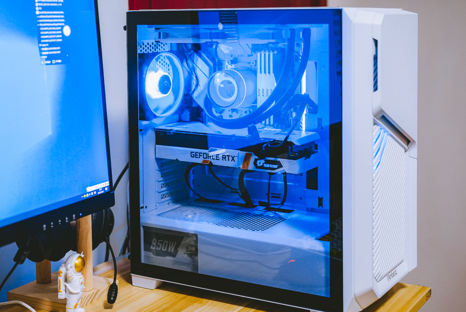快到三星980 Pro都喊大哥？威刚PCIe 4.0固态XPG翼龙S70上手体验