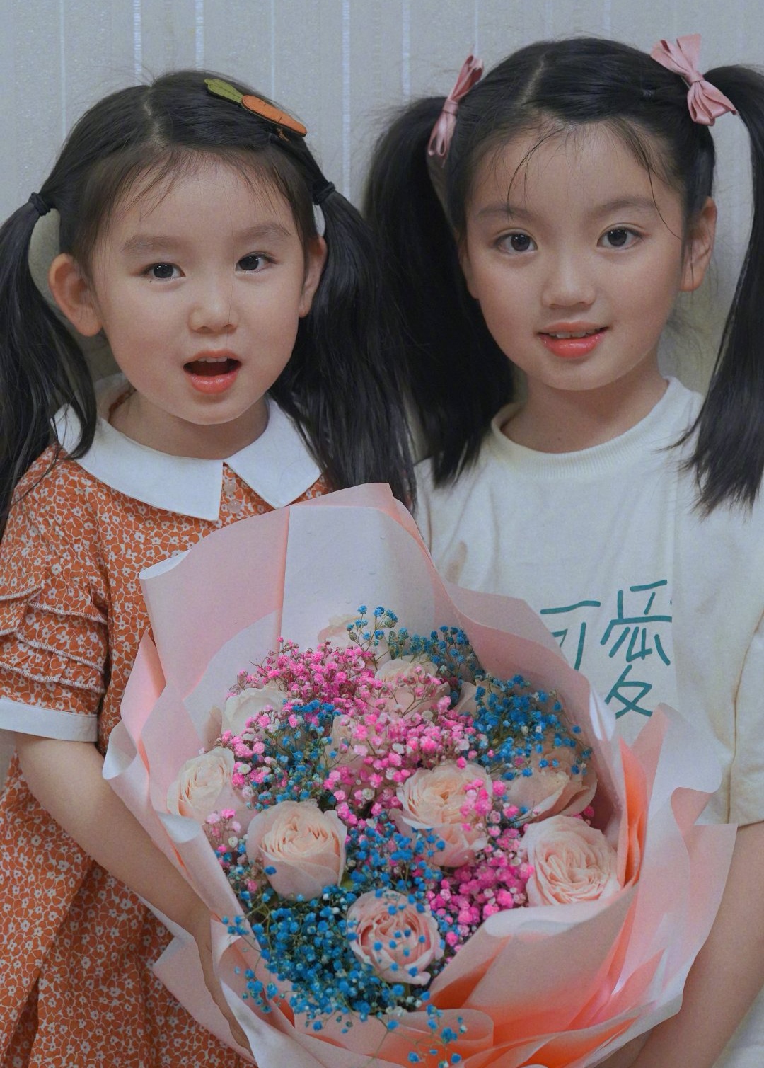 《爸爸去哪儿》董力、阿拉蕾时隔五年再合体，网友：如愿了