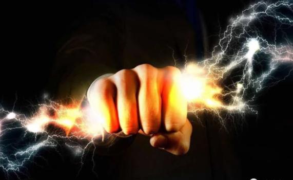 真正敢于叫板特朗普的男子汉——谭德塞，世界