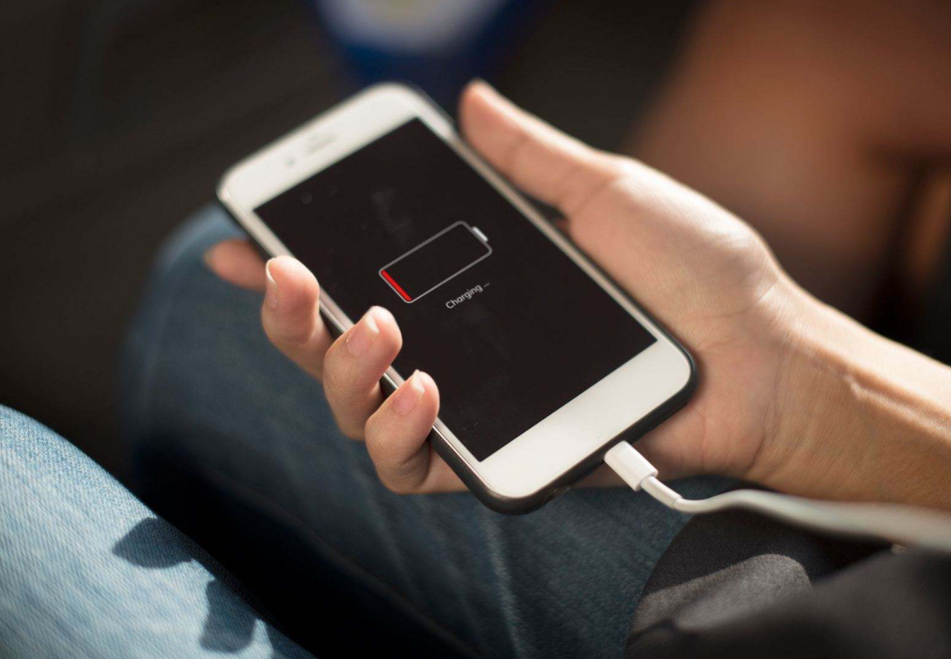 13億罰單！ 從印度�好事連連�到歐盟�不斷罰款�，蘋果怎麼了