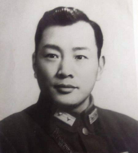 1959年，抗日名将宋希濂和郑庭笈被特赦，他们的下场如何？