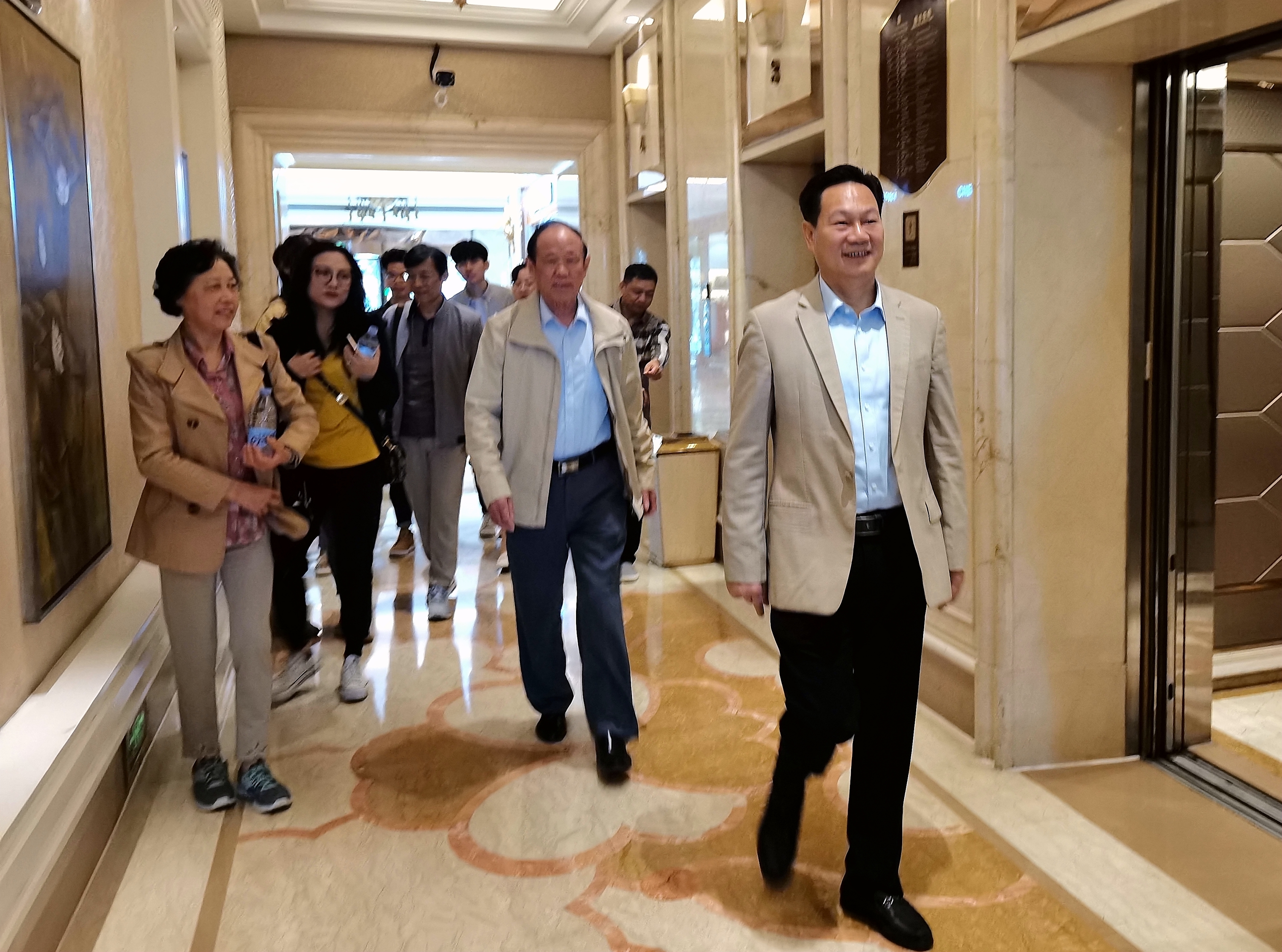 常州市华森公司董事长胡仁民一行来晋江满胡文化发展总会参观考察