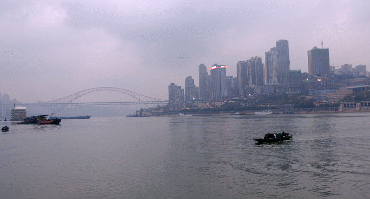 重庆轮渡：满足本地人的通勤需求，升级后变成游客的打卡地