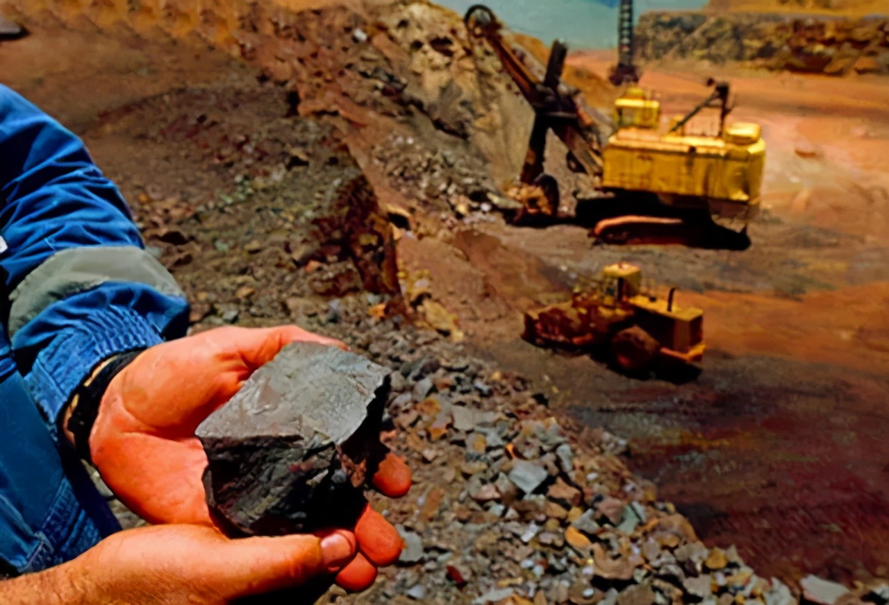 非洲巨型矿山投产，澳大利亚铁矿石遭替代，恶犬狂吠的时代结束了