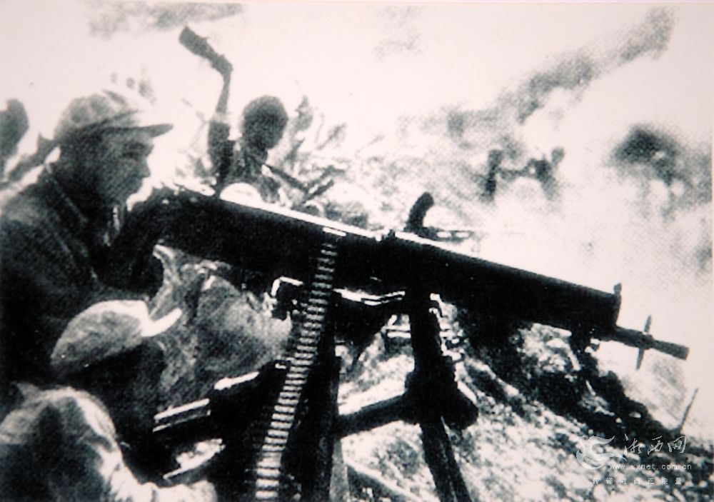 ־Ը��ʹ�ÿ���ɯ��ը������ǧ���ˣ�����΢��Ϊ������ս��