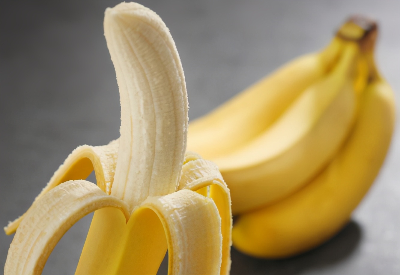 图片[5]-挑香蕉技巧 “金黄”好还“长黑点”好-起舞食谱网