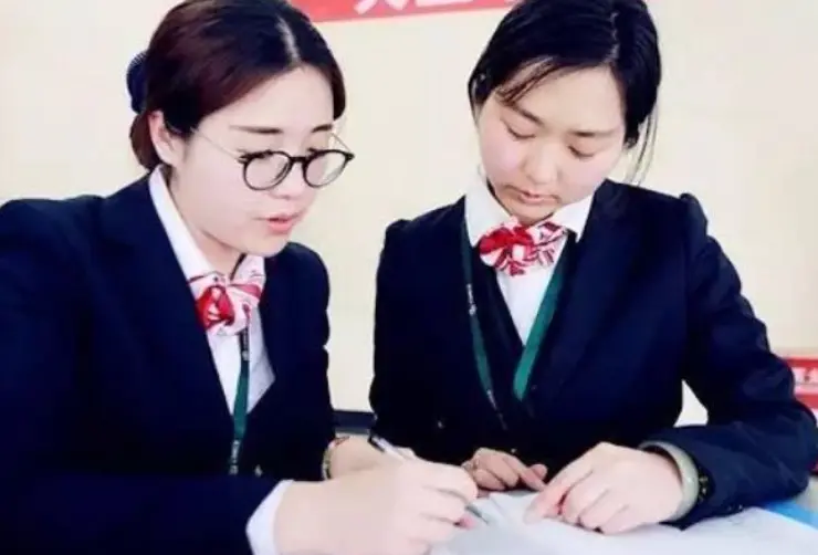 央行发布整改通知，银行的结构性存款被“叫停