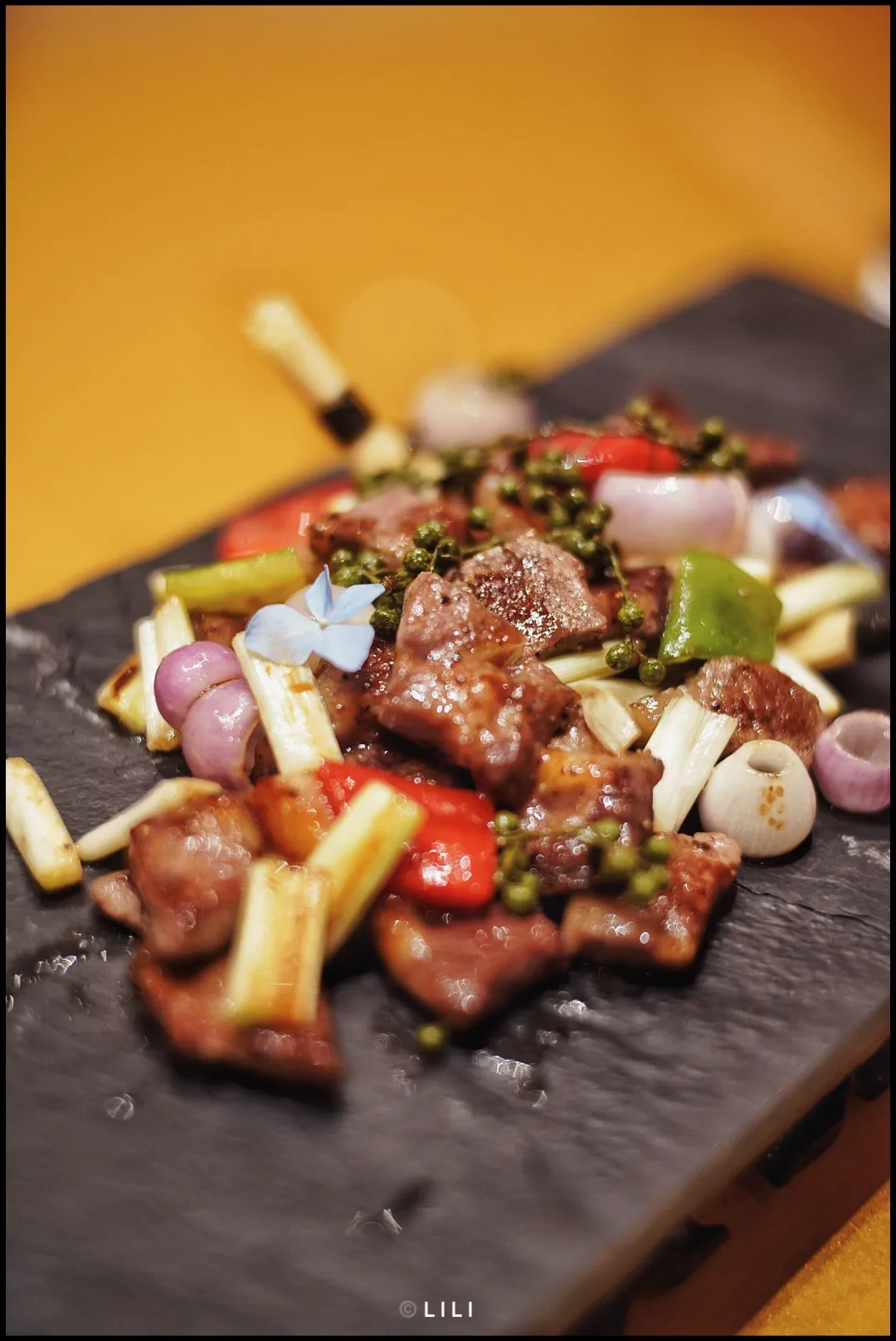 重庆解放碑皇冠假日酒店推出黄厨招牌菜