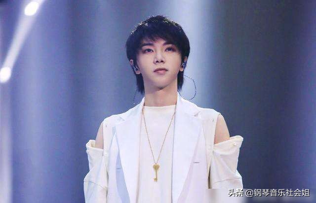 华晨宇的高音原来这么高，其他歌手如何评价华