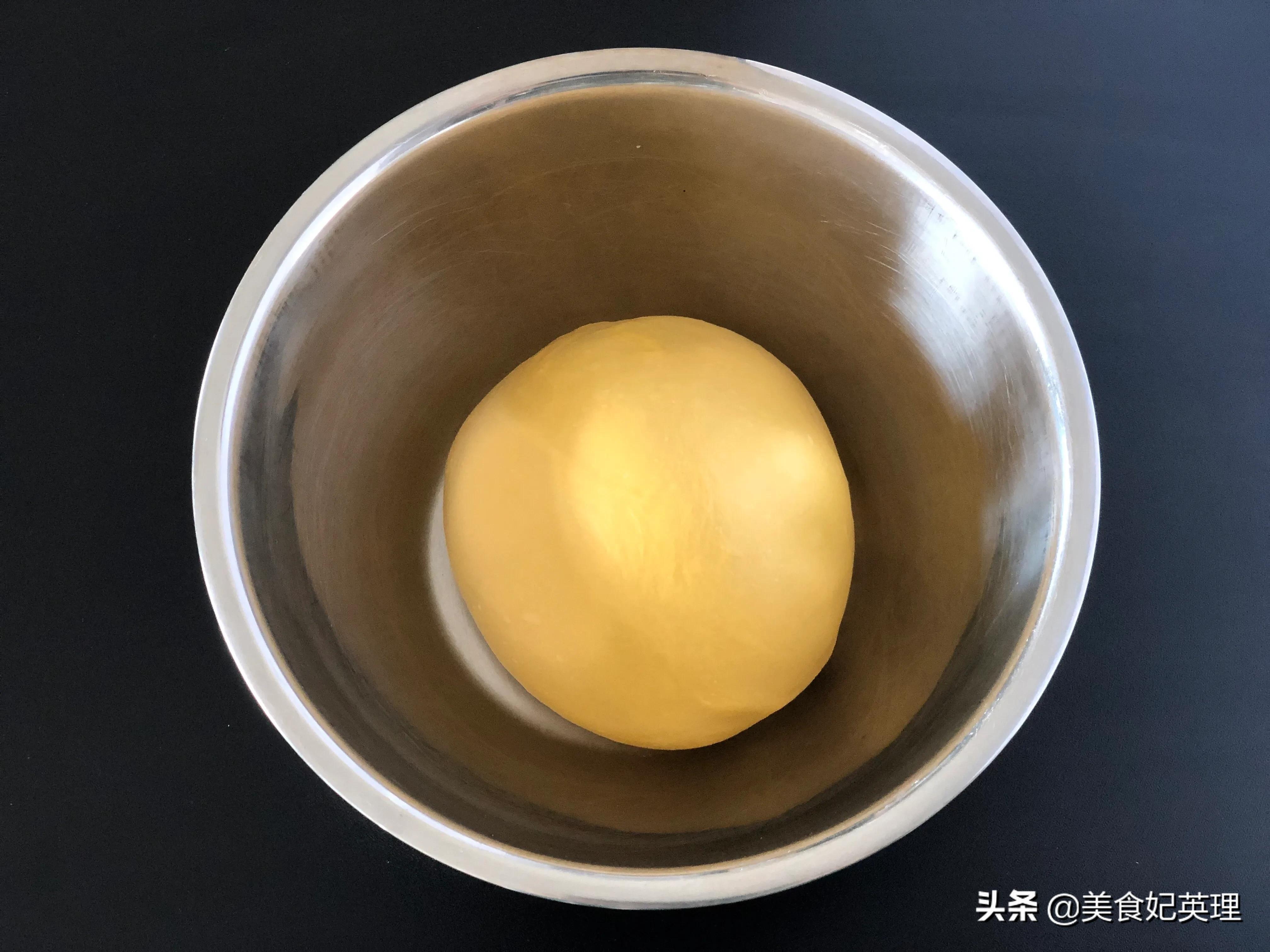 这面包不放色素却能金灿灿，香软异常特好吃，没想到竟是用它做的