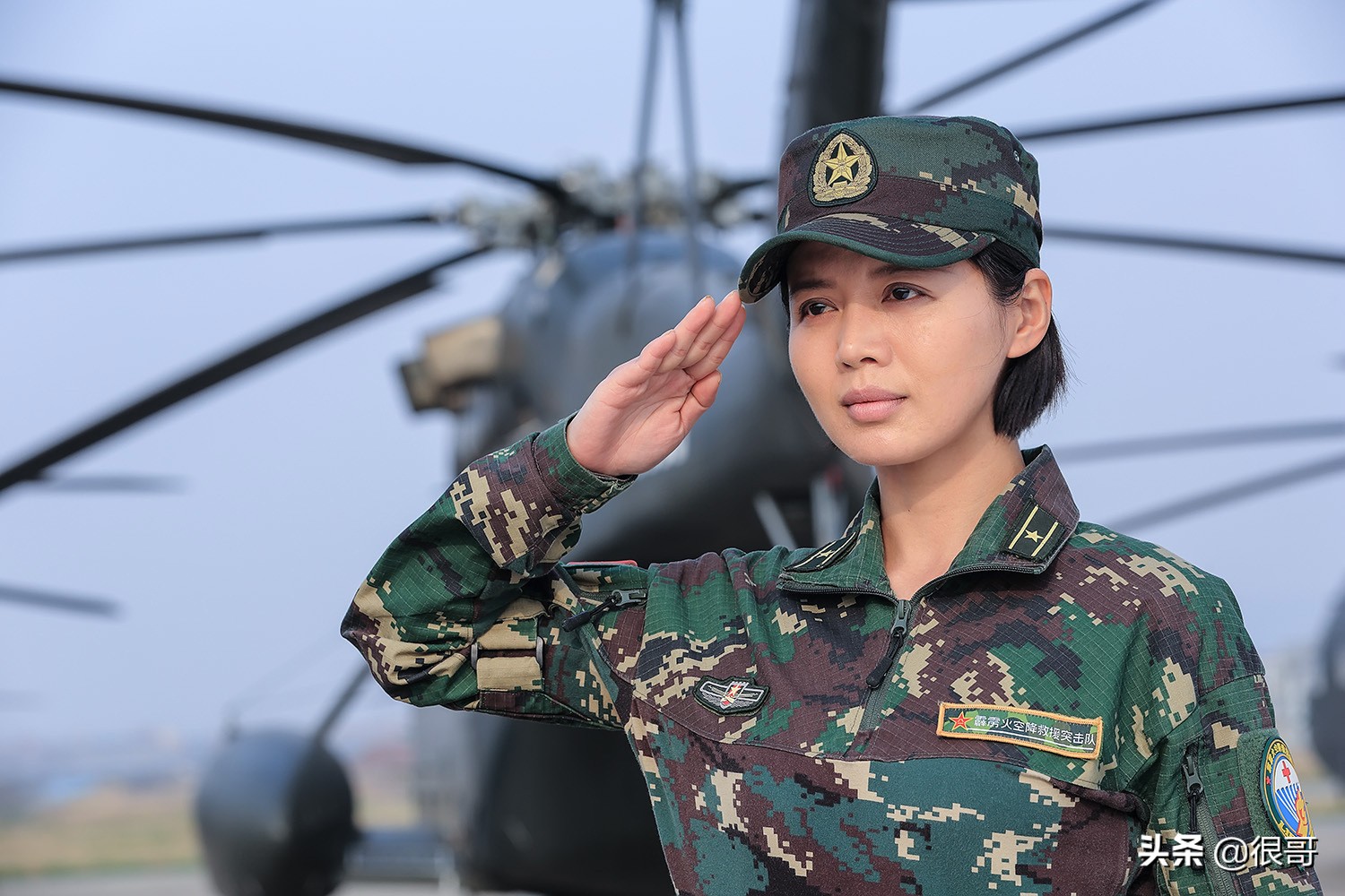 程愫：傅程鵬前妻，有軍旅之花的美譽(yù)，《大江大河2》中扮隋春鳳