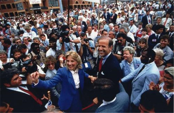 拜登支持率超特朗普8%，结果行贿黑料被乌曝光，