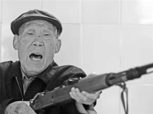 抗战老兵血的教训：刺刀不能太锋利！刀越锋利