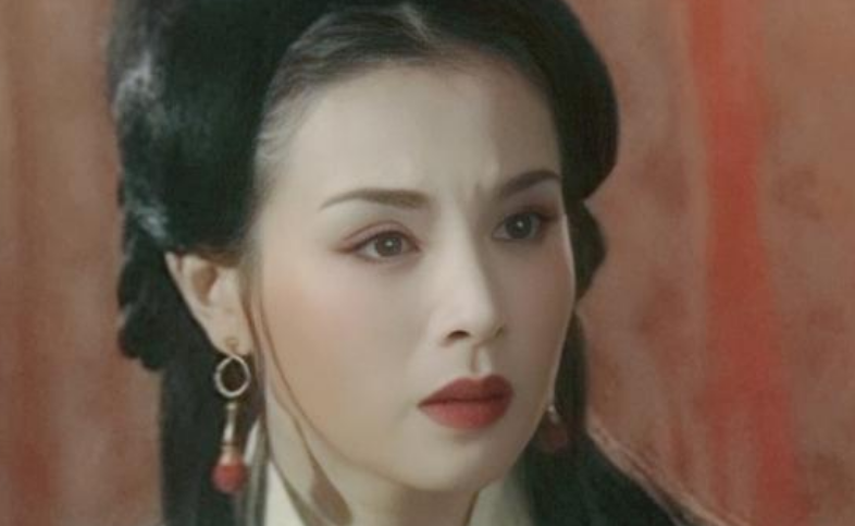 “古装美人”嫁英达弟弟，离异后仍单身，她的赵飞燕无人超越
