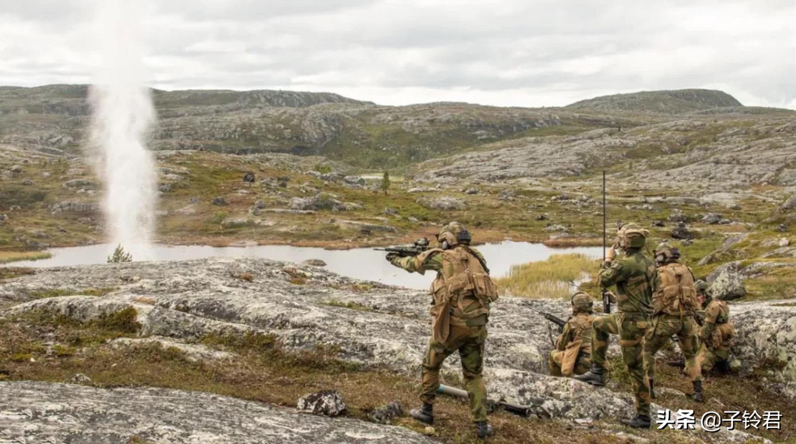 挪威特种部队演习，德国步枪比利时机枪，全员