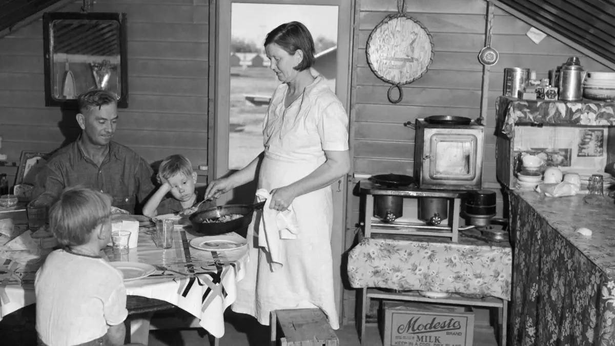 美國經濟大蕭條時期，失業貧窮的美國人吃什麼？餐桌上千奇百怪- 頭條匯