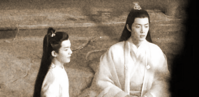 Xiao Zhan " jade bone Yao " decide makeup road to reflect exposure fully, gas of celestial being of a suit white garment waves, too handsome