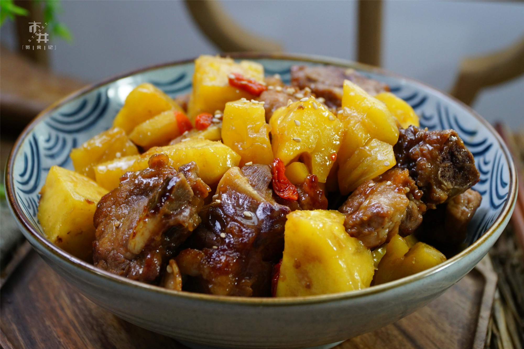 夏天，孩子碰到这种水果，总让我买来炒排骨，