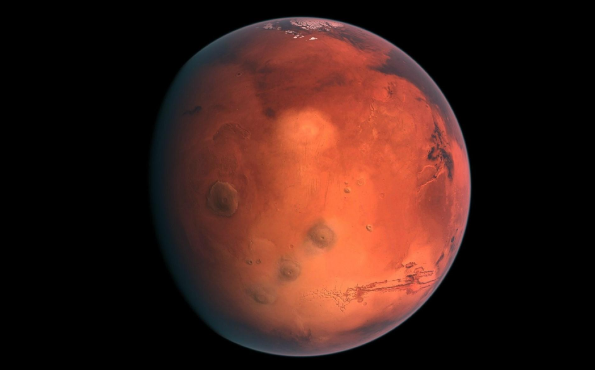 NASA傳回火星可疑照：人臉、人身影、飛碟，它們到底是什麽？