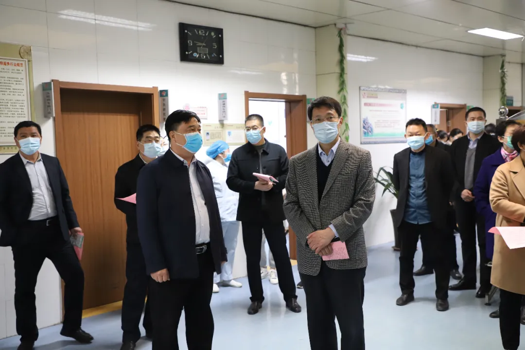 兖州区人大执法检查组来我院开展《中医药法》执法检查