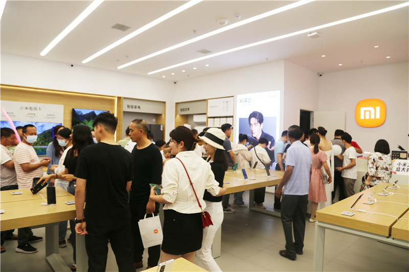 小米阜阳吾悦广场店盛大开业