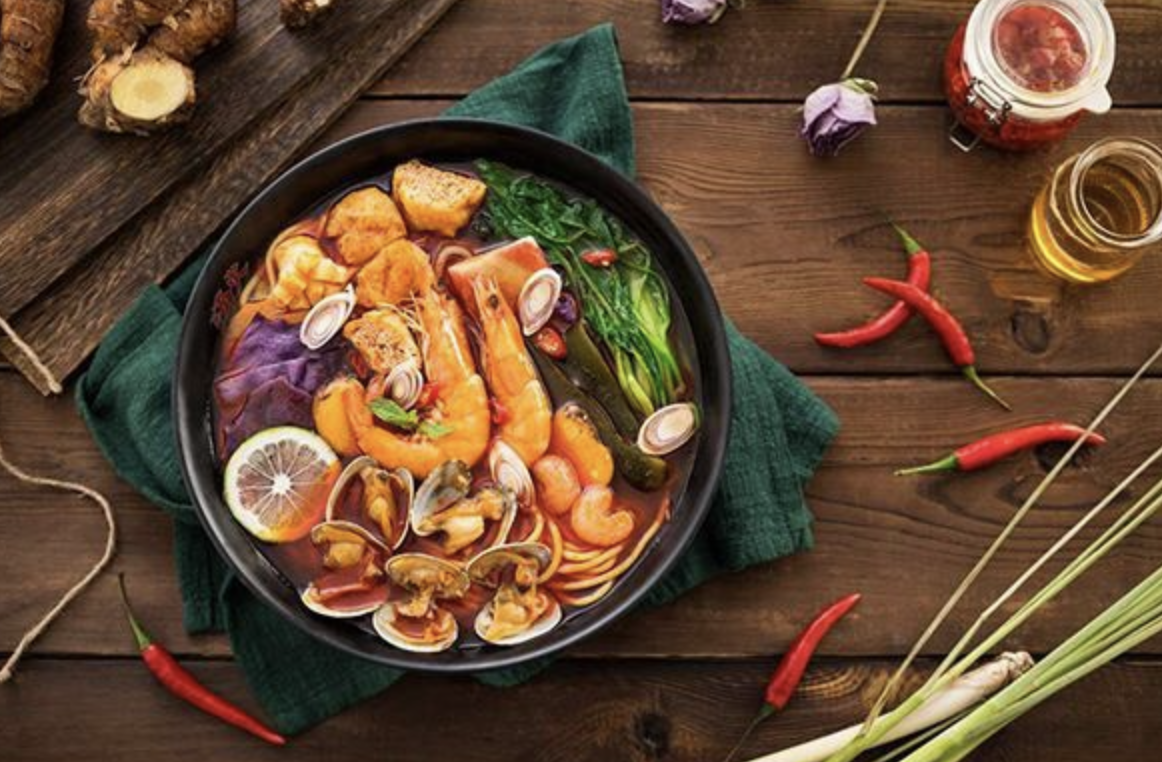 这个东北人创业卖四川麻辣烫，开了6000家门店，