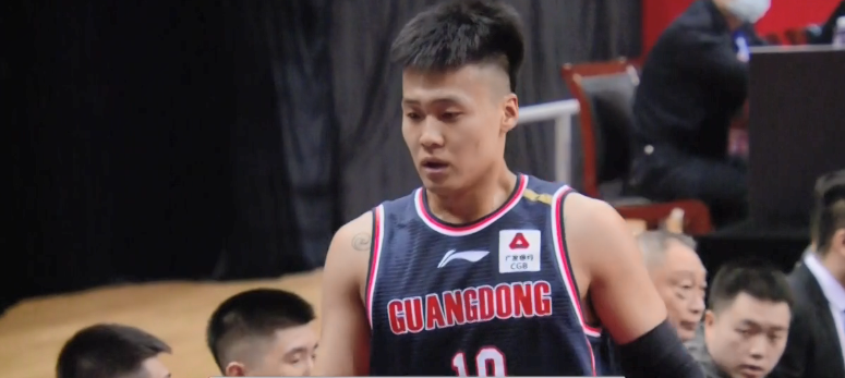 Only part of big fight of Beijing another name for Guangdong Province 16 error + 16 foul! Guangdong injures one person again, beijing sends 0 minutes 5 times
