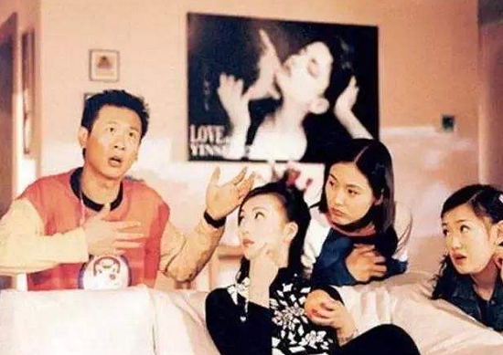 旧版《粉红女郎》：房东成为影帝，男人婆回归