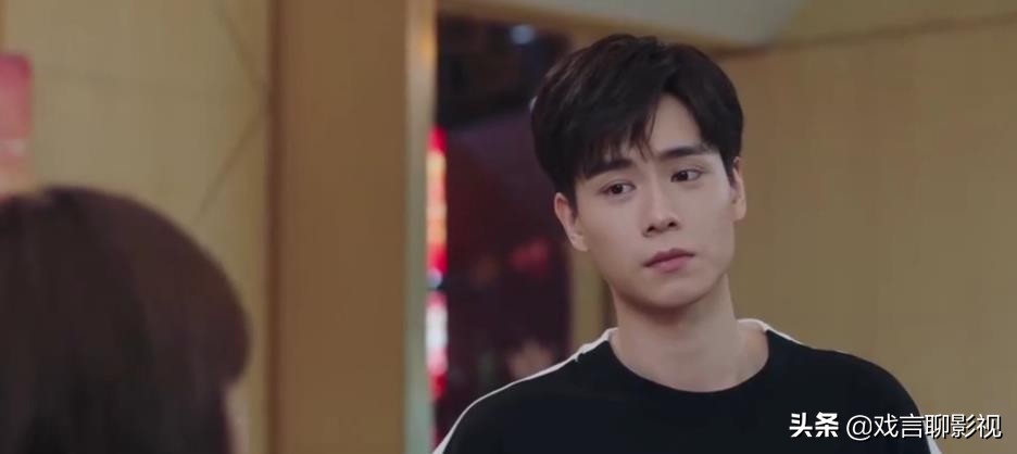 Hu Yitian Li Yitong performs melting sister younger brother to love, costar king installs eaves acting to win support, give a group successfully
