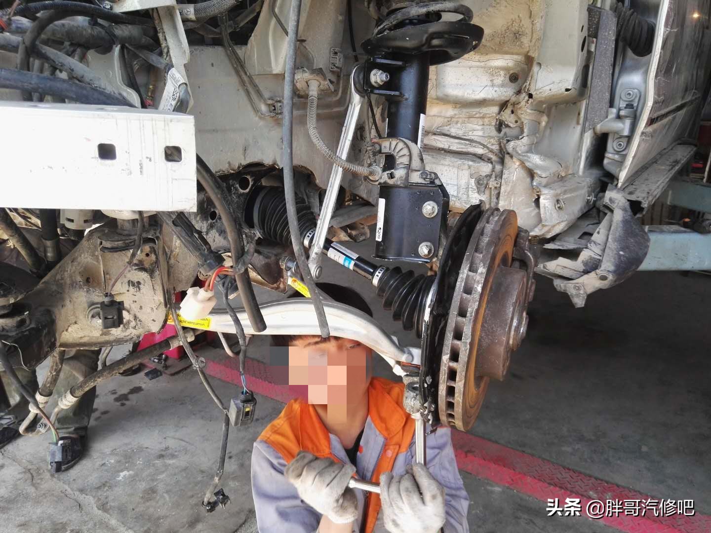 图片[4]_零整比最高的奔驰GLK300事故全损车维修 感谢“陈田”大哥的支持_5a汽车网