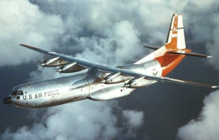 12种不同类型的（军用）货机