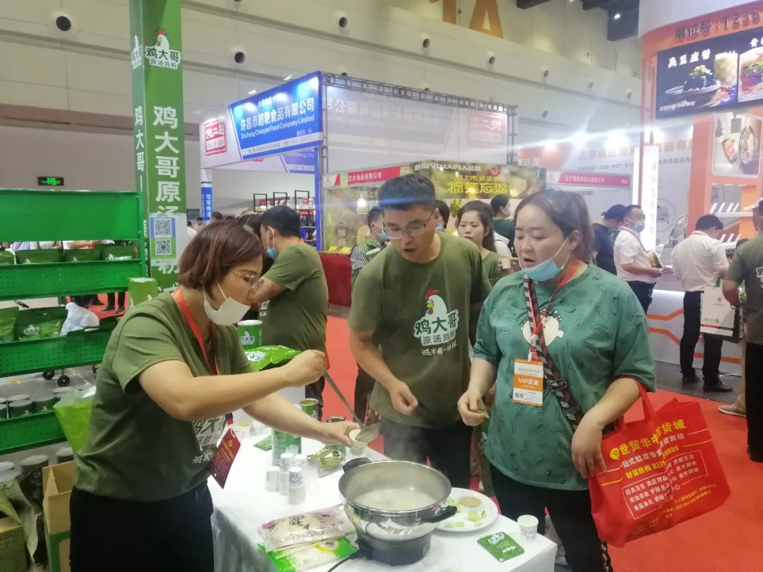 中国郑州特色餐饮食材节圆满闭幕 鸡大哥引领行业“大哥范儿”