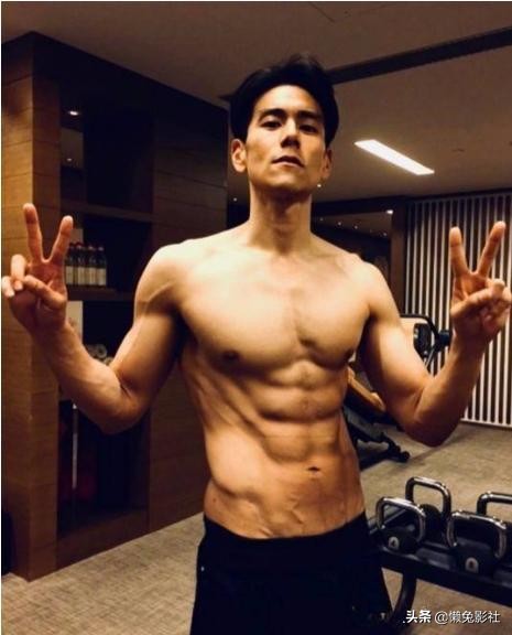 彭于晏最顶级女粉丝，为追彭于晏，以他为正能量把自己追成大明星