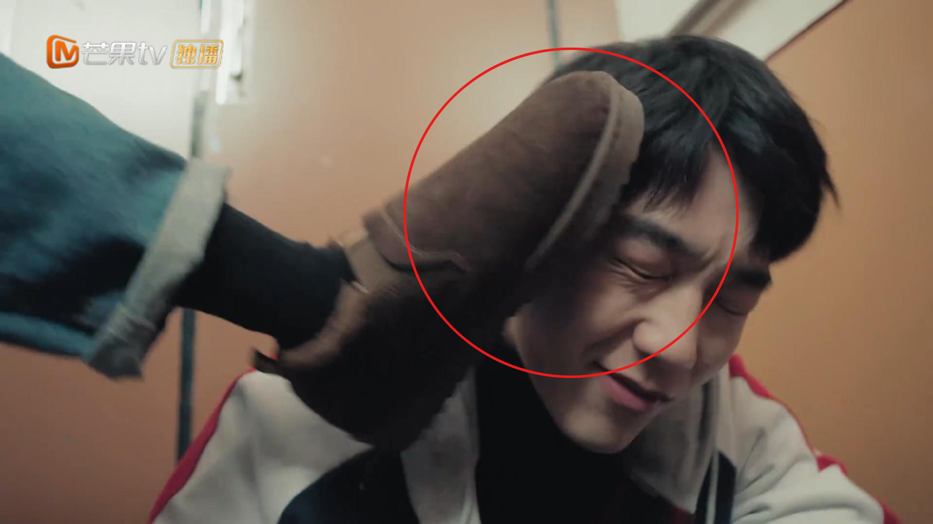 我才不要和你做朋友呢：这些穿帮的地方，你看