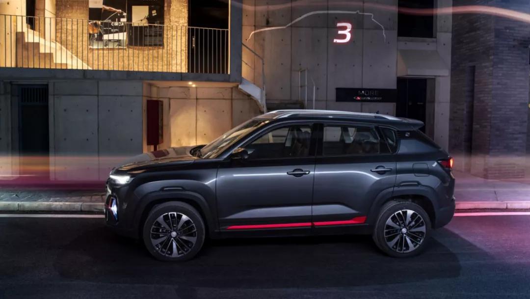 长安CS35 PLUS中期改款车型新增200多项语音控制